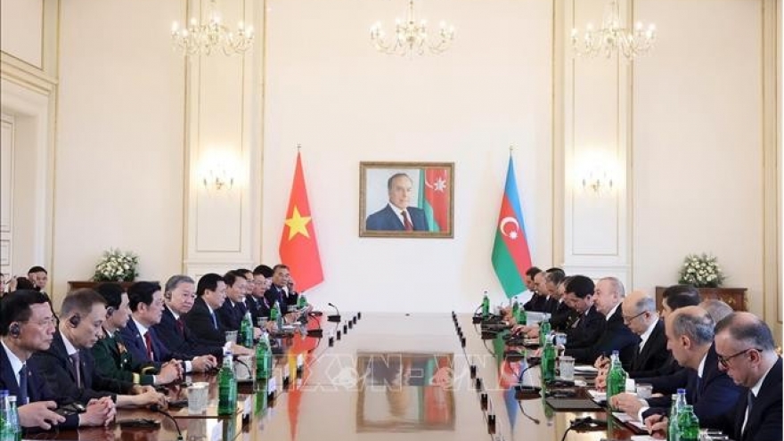 Vietnam regards Azerbaijan as key regional partner: Party leader